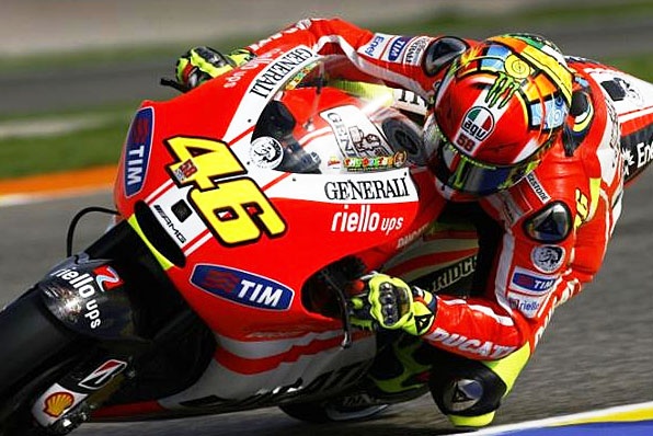 羅絲紀念西蒙的頭盔-Motogp Valenciana