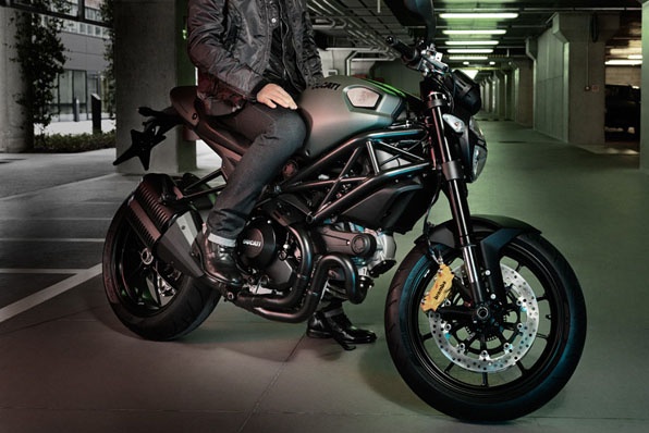 Ducati Monster Diesel-城市陸軍