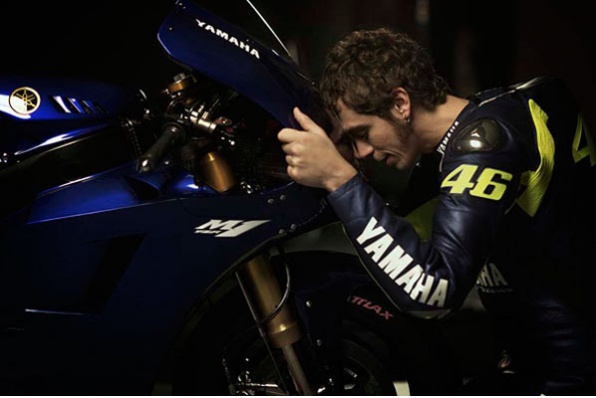 Motogp YAMAHA最新官方影片及照片-羅絲與羅倫素