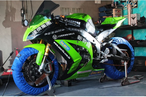 KAWASAKI ZX-10R-高性能平民戰車