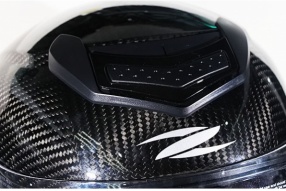 360° 2013 ZEUS ZS-1200E 全碳纖維頭盔新登場
