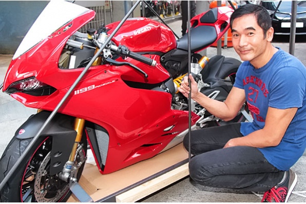 方中信 x DUCATI Panigale 1199S ABS 開箱記