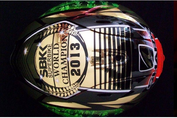 Tom Sykes SBK 2013 冠軍頭盔 - SHARK Race-R Pro