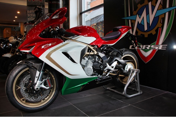 MV AGUSTA F3 800 AGO-限量300台亞高斯丁尼版新車抵港