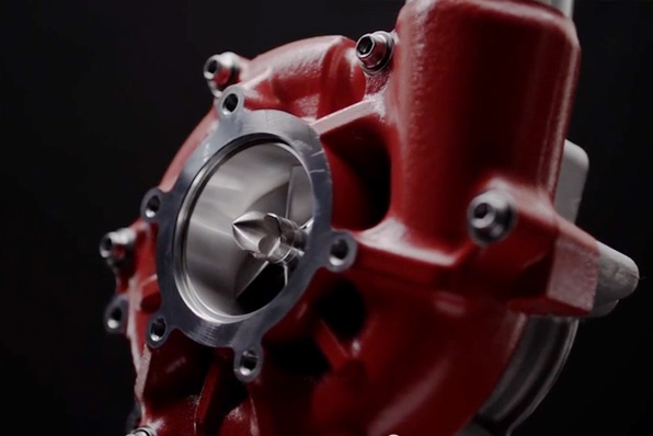 KAWASAKI H2-機械增壓引擎正式面世