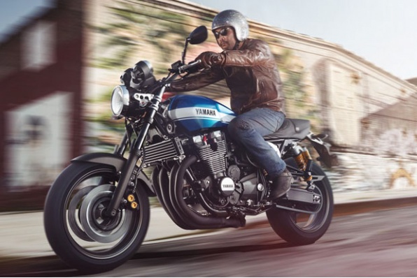2015 Yamaha XJR1300 
