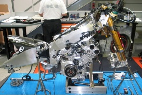KTM 250匹V4引擎～