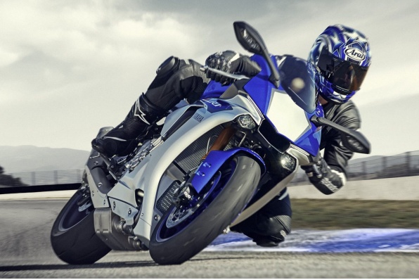 (新車速報)2015 YAMAHA YZF-R1/M－大躍進