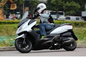 2014 KYMCO Downtown 300i ABS－提升騎士安全的煞車系統
