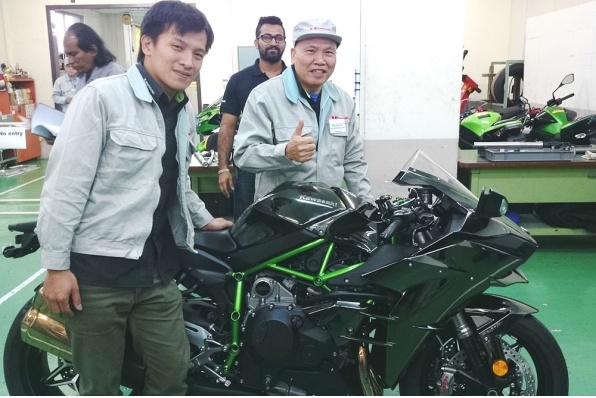 200匹/300匹 KAWASAKI H2/R研習班-日本川崎重工總部