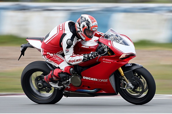 2015 Ducati Panigale R - Simon Kwan珠海賽道首試報告