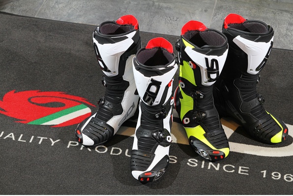 2015 SIDI MAG 1 AIR 磁石一號賽車皮靴新色與AIR版本抵港