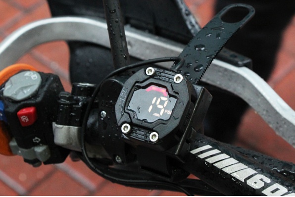 SuperPass-好玩TireOne胎溫胎壓錶