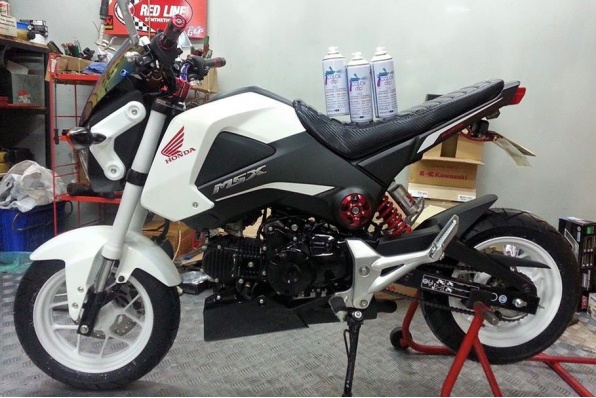 Color Dip 平滑易操控搣得走塑膠噴漆 - MSX前叉、輪框示範