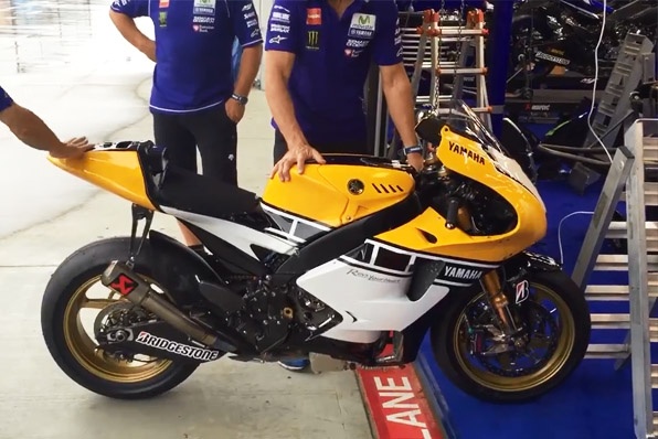 YAMAHA M1 60週年拉花版引擎聲～美國印弟安維波里(Indianapolis)
