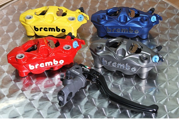 Brembo 108mm制動卡鉗 - 紅、黃、藍、鈦四色現貨發售(晨星) 