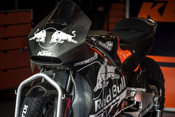 首張KTM Motogp戰車高清照片－RC16