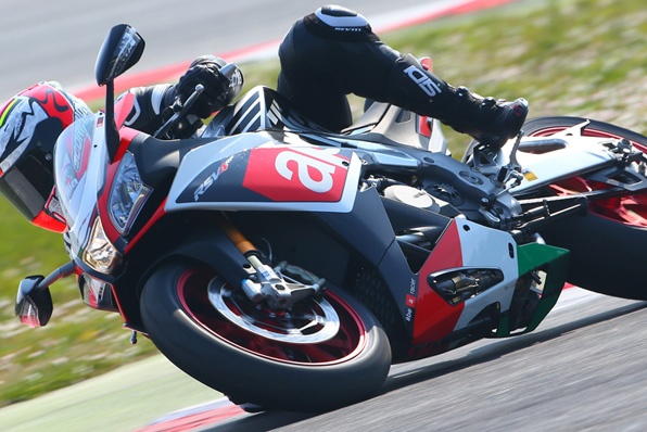 2016 APRILIA RSV4 RF│可升級至230hp馬力