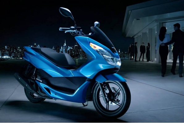 2016 HONDA PCX 150│全新寶石藍│艷麗登場│HKD $33,800