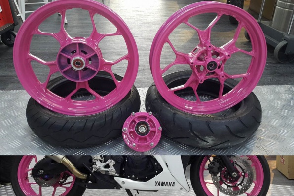 YZF-R3改噴粉紅色鈴 - 銀星噴鈴服務