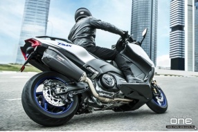 2018 Yamaha TMAX SX Sport Edition 運動加強特別版 - 蠍子排氣喉成為標準裝備
