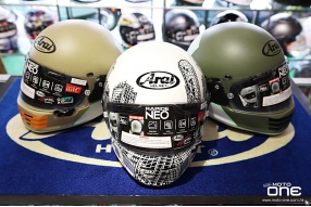 ARAI RAPIDE-NEO ROARS & OVERLAND〈2020設計師系列〉復古與個性兼備的全面頭盔