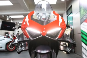 2020 Ducati Superleggra V4 車主開箱 - 震撼的巨翼