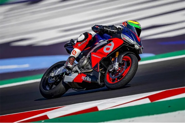 2021 Aprilia RS660-MotoGP廠手賽道測試