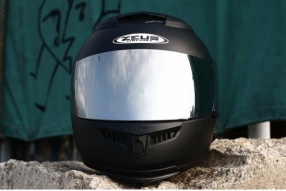 【ZEUS 1200H 香港別注版】啞黑面全碳纖頭盔
