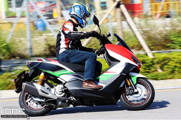 2020 BIKES FORMULA 300i ABS 賽車花特別版 - 豪華配置細車罕見