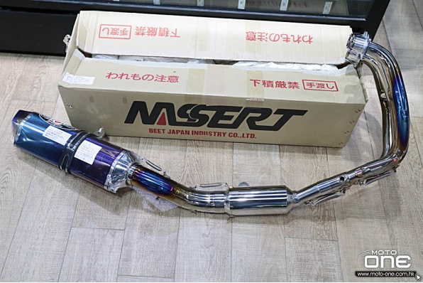 日本Beet Japan Industry 出品 Kawasaki ZX-25R Evolution type II 鈦合金排氣喉 - 翔利車行