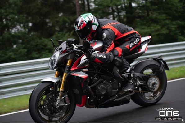 2022 MV AGUSTA BRUTALE 1000 NÜRBURGRING-令賽車迷敬畏終極版