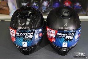 SHARK SPARTAN RS CARBON 啞黑與亮黑全碳纖維版新款全面頭盔 - 利力發售
