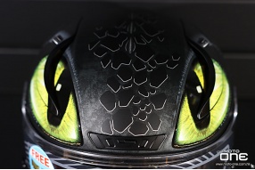 HJC RPHA 11 Toothless Dragon X 馴龍記「無牙仔」賽車頭盔現貨抵港