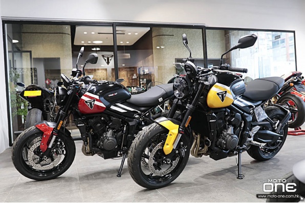 2025 Triumph Trident 660 升級復古三缸街車 紅色及黃色新拉花抵港