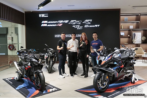 BMW MOTORRAD HONG KONG 新車發佈會 M1000RR 頂級超跑、M1000R 頂級超跑街車、S1000RR 超跑、S1000R 超跑 R 系 R1300 RT 重型運動巡航車、R12 G/S 復古街車