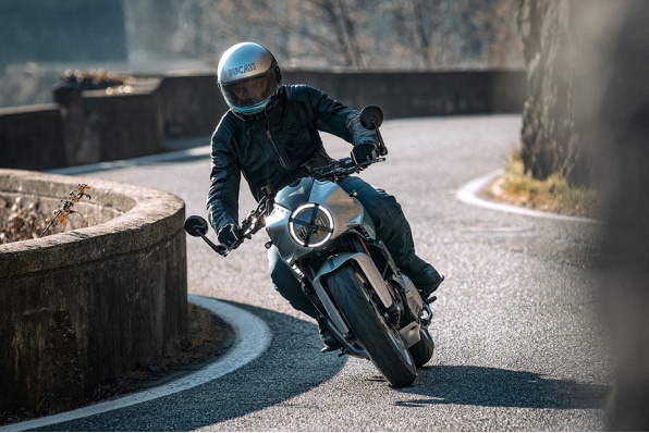 2026 Ducati Formula 73-擁抱70年代美學，享受21世紀駕馭感