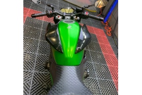  2014年 KAWASAKI Z800街車