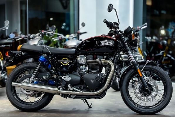 2026 Triumph Bonneville T100 經典英倫復古街車，加入6軸IMU慣性測量系統及新款LED頭燈