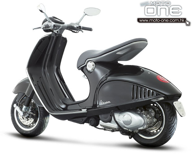 2013 vespa 946