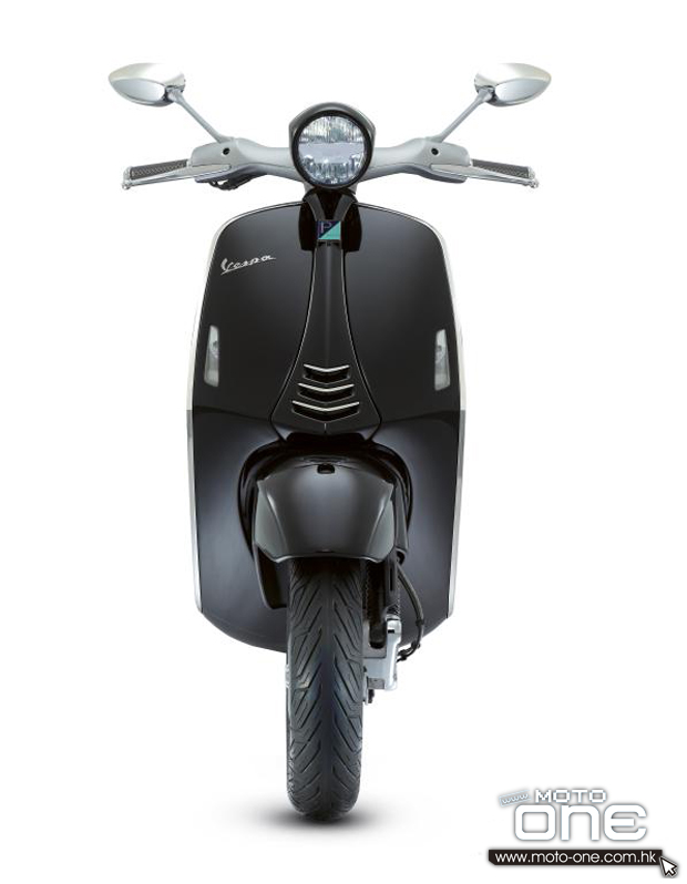 2013 vespa 946