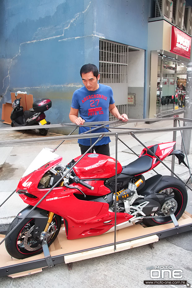 2013 DUCATI Panigale 1199S ABS 方中信 moto-one.com.hk