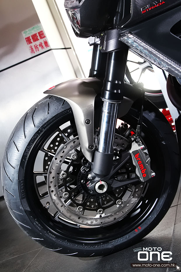 2013 Ducati Diavel Strada