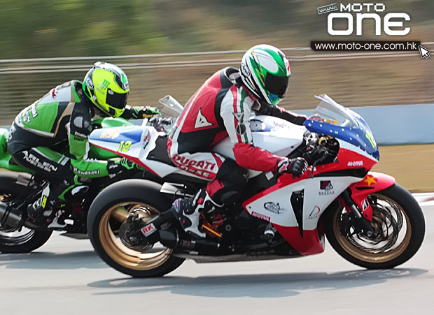 2013 ZIC superbike race