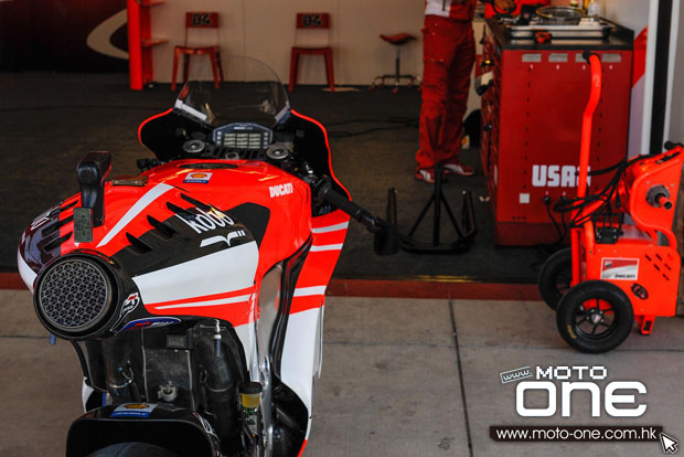 2013 ducati desmosedici gp13