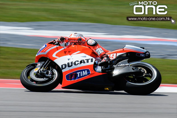 2013 ducati desmosedici gp13