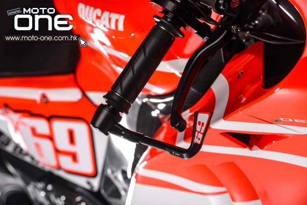 dovizioso hayden ducati desmosedici gp13