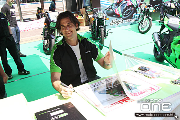 2013_kawasaki_hk_bikeshow moto-one.com.hk