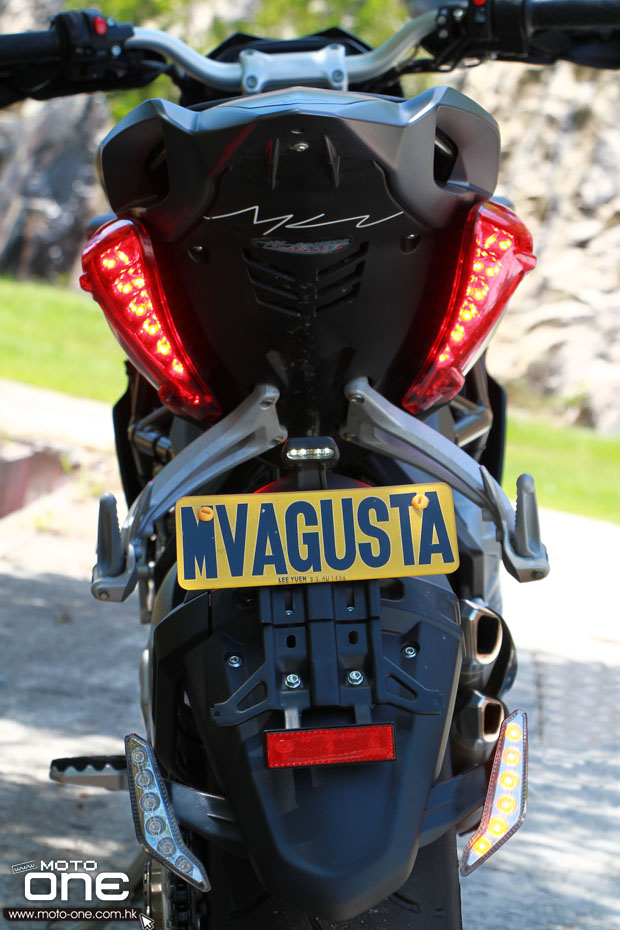2014 MV AGUSTA RIVALE 800 test
