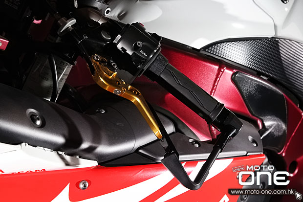 yamaha yzf r1 honda CBR1000RR moto-one.com.hk